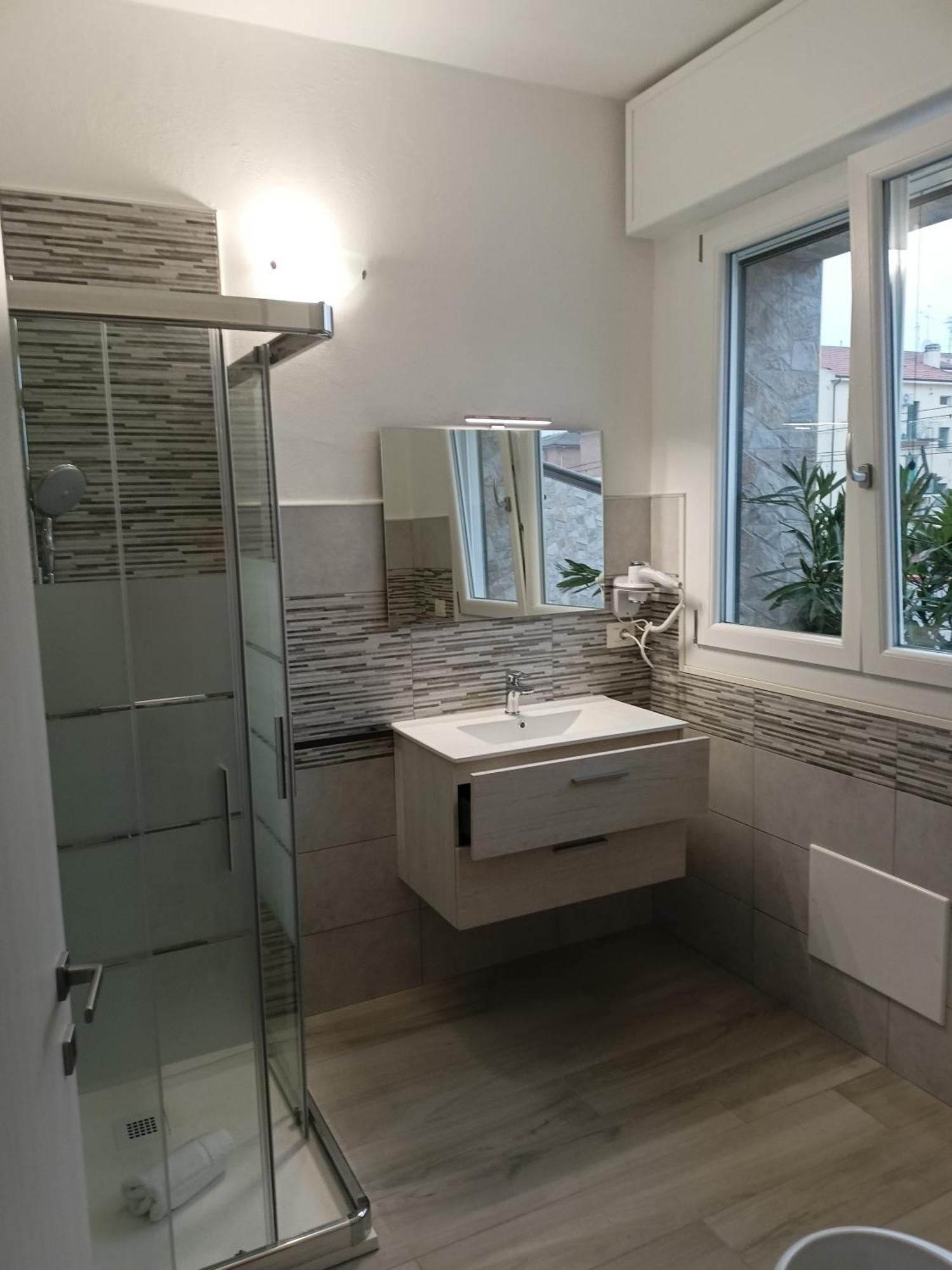 La Dea Rooms Феррара Экстерьер фото