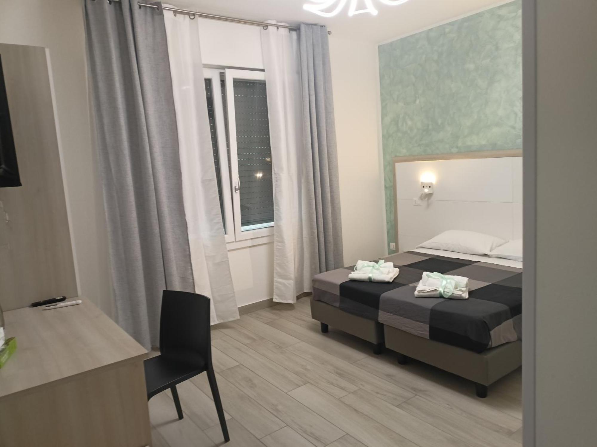 La Dea Rooms Феррара Экстерьер фото