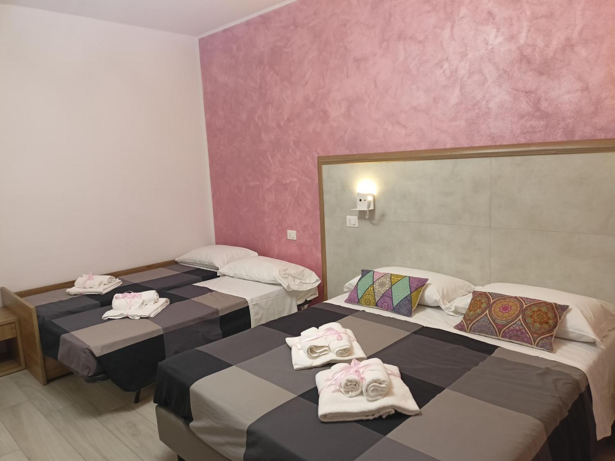 La Dea Rooms Феррара Экстерьер фото